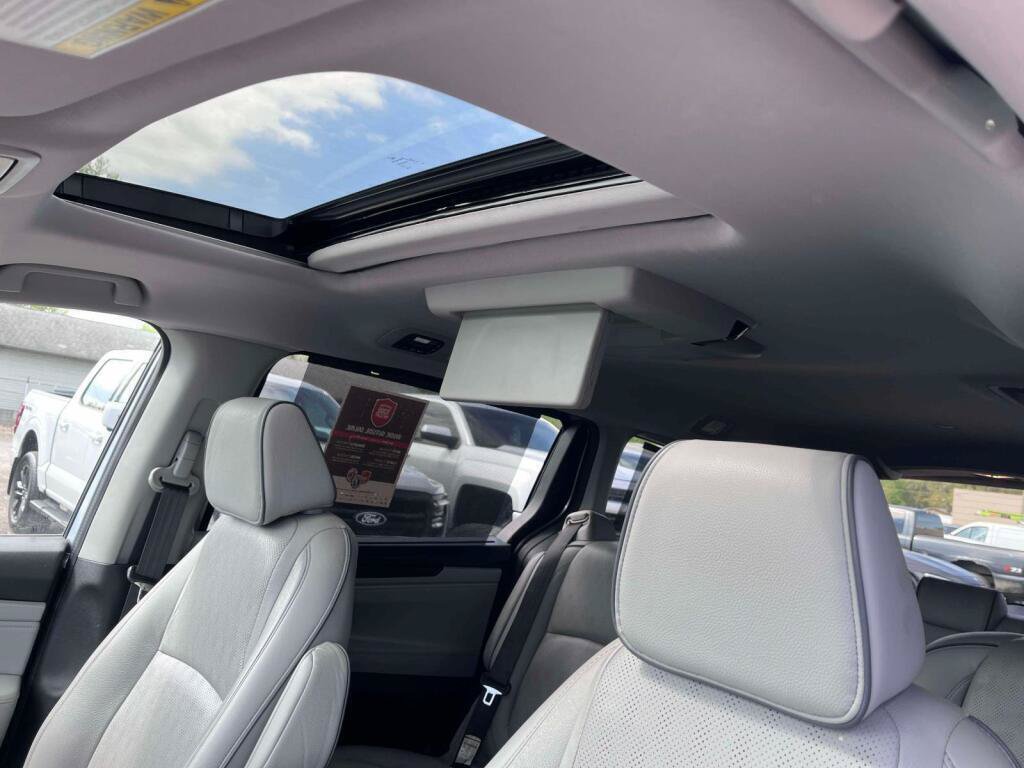 Used 2022 Honda Odyssey Elite image 5