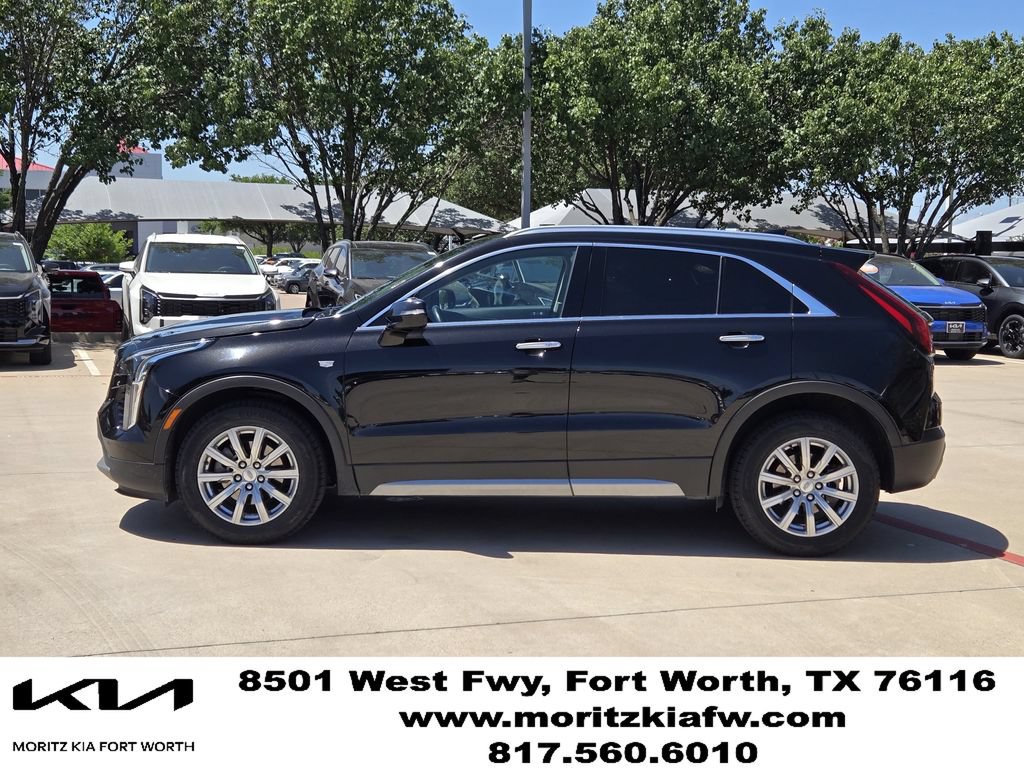 Used 2023 Cadillac XT4 Premium Luxury FWD image 12