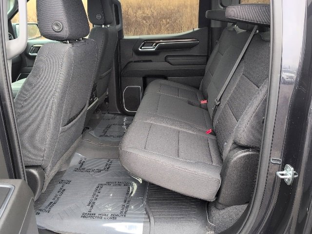 Used 2023 Chevrolet Silverado 1500 LT Trail Boss w/ LPO, Dark Essentials Package image 26