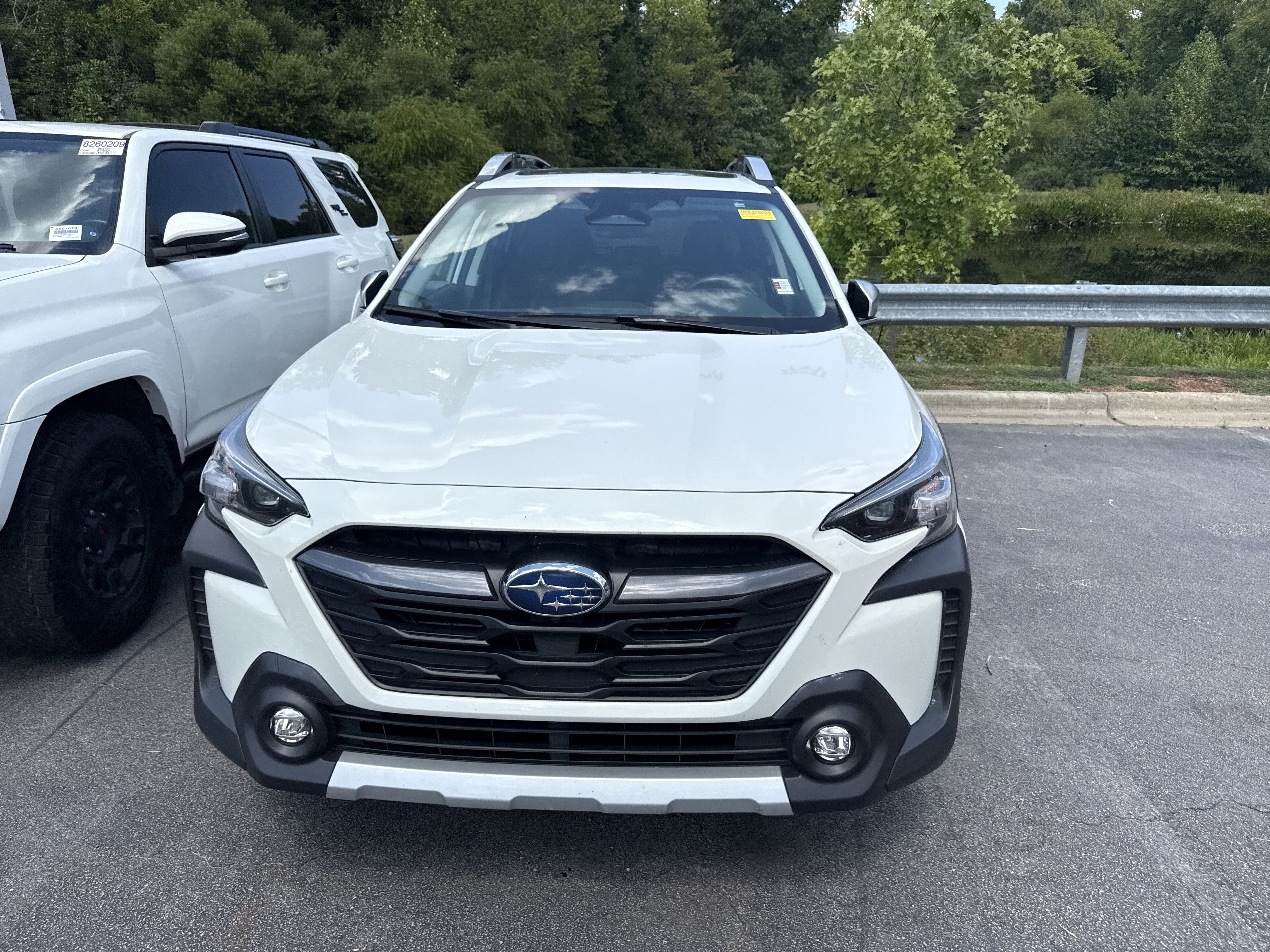 Used 2023 Subaru Outback Touring XT AWD/4WD image 2