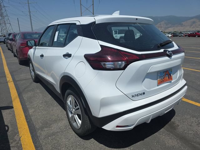 Used 2024 Nissan Kicks S FWD image 4
