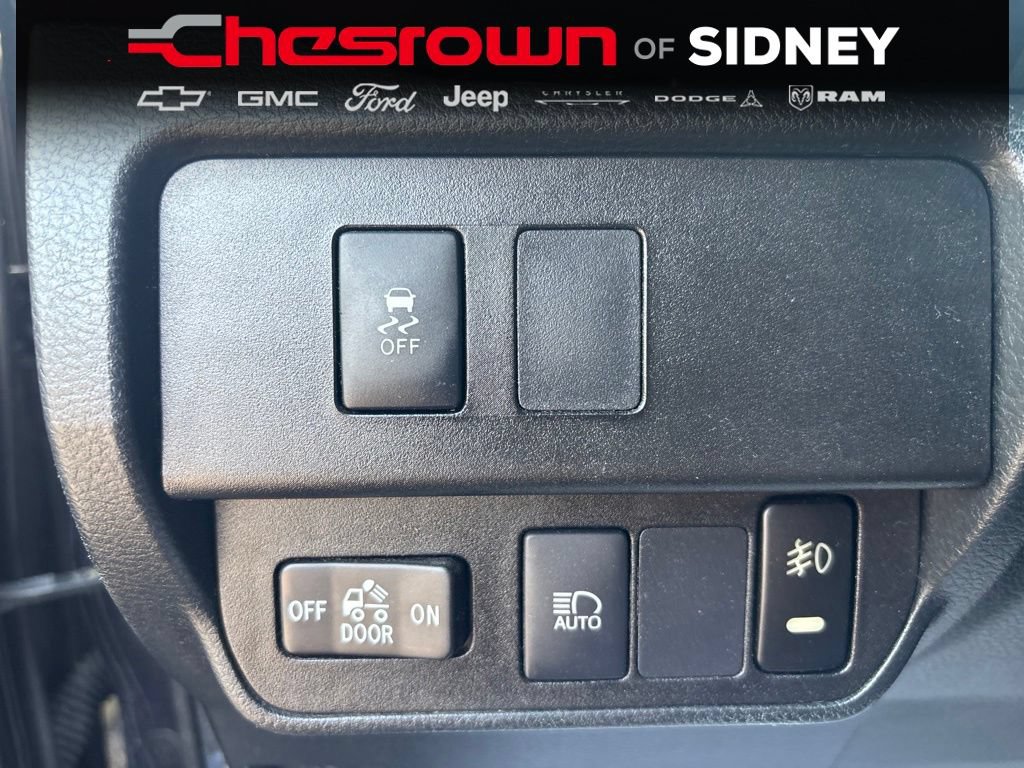 Used 2021 Toyota Tacoma SR AWD/4WD image 15
