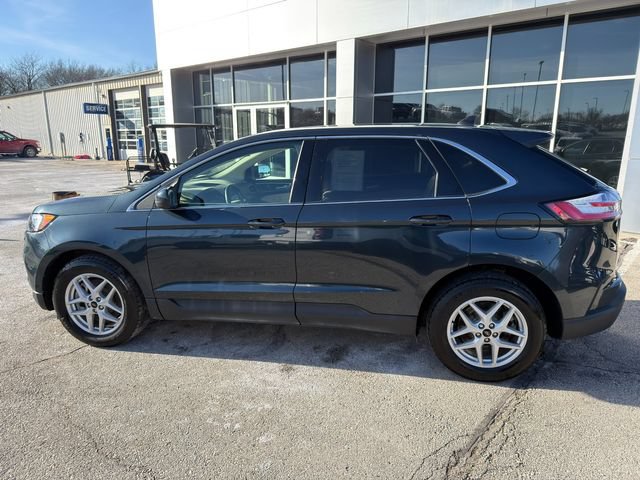 Used 2023 Ford Edge SEL w/ Convenience Package AWD/4WD image 4