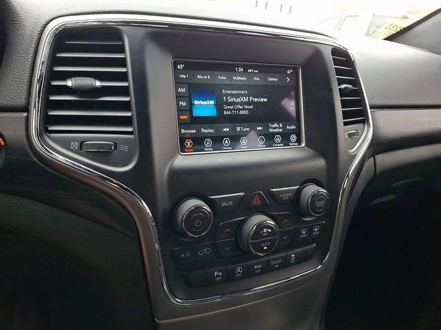 Used 2019 Jeep Grand Cherokee Laredo AWD/4WD image 28