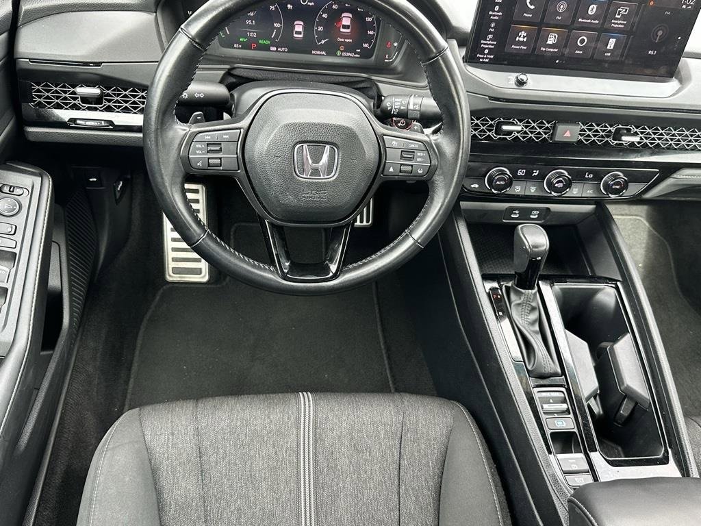 Used 2024 Honda Accord Sport image 8