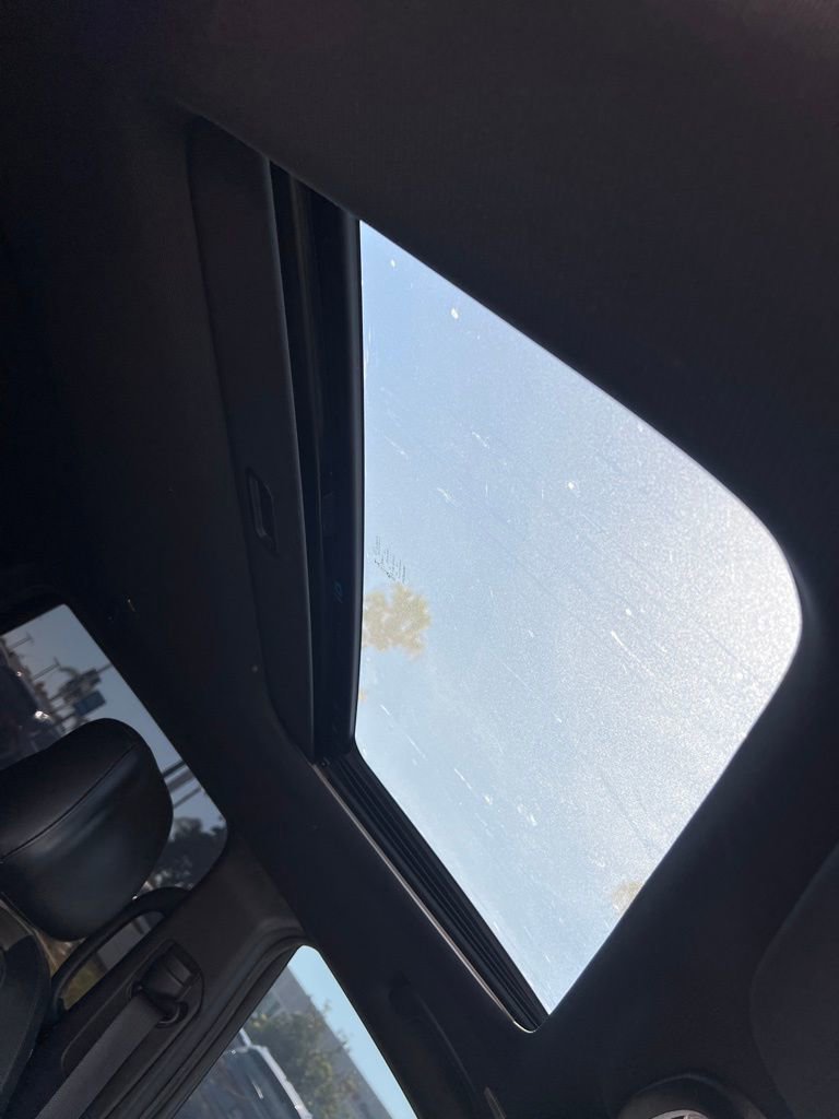 Used 2019 Jeep Grand Cherokee Altitude image 35