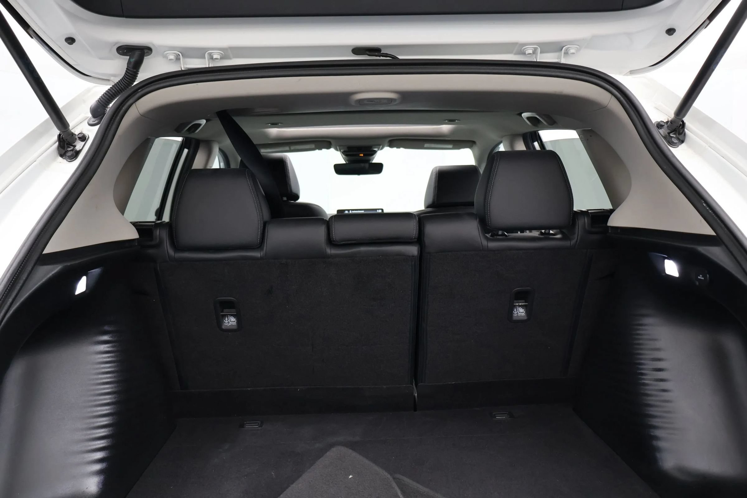 Used 2023 Honda HR-V EX-L image 16