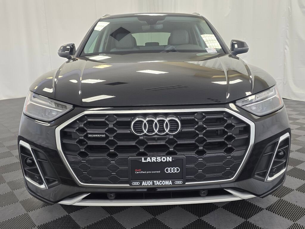 Certified 2025 Audi Q5 2.0T Premium Plus w/ Premium Plus Package image 9