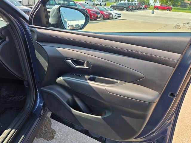Used 2025 Hyundai Tucson SEL AWD/4WD image 16