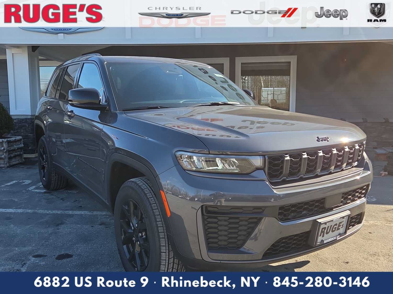 New 2026 Jeep Grand Cherokee Altitude AWD/4WD image 1