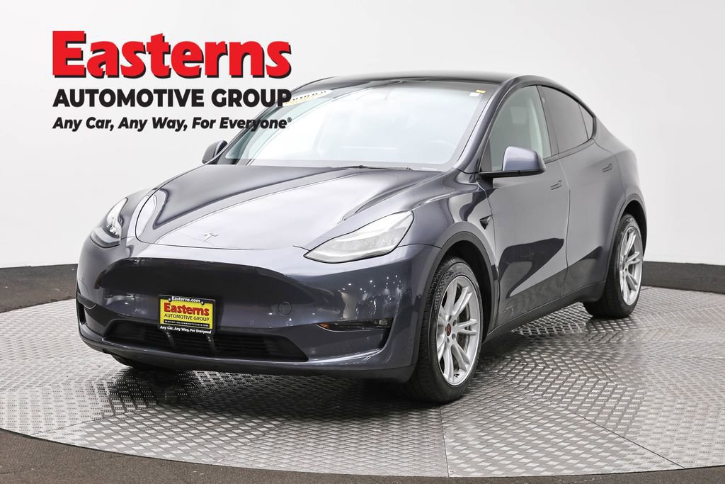 Used 2022 Tesla Model Y Long Range image 1