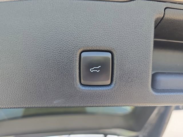 Certified 2024 Ford Escape ST-Line Select w/ Tech Pack #1 AWD/4WD image 9