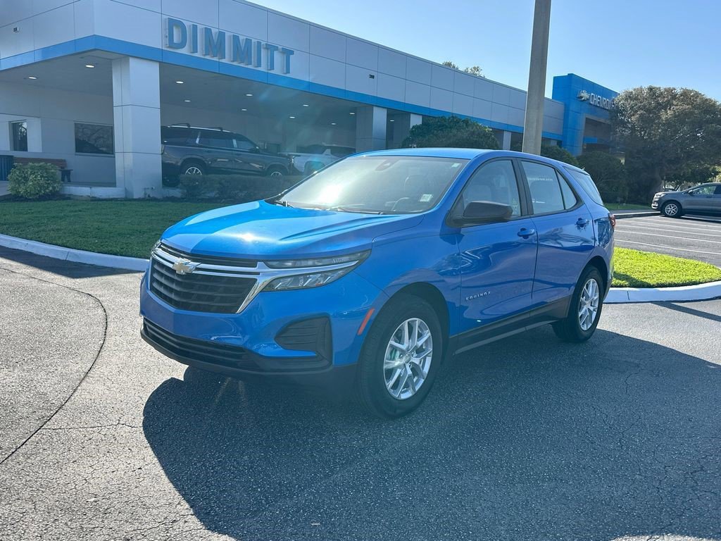 Certified 2024 Chevrolet Equinox LS image 1
