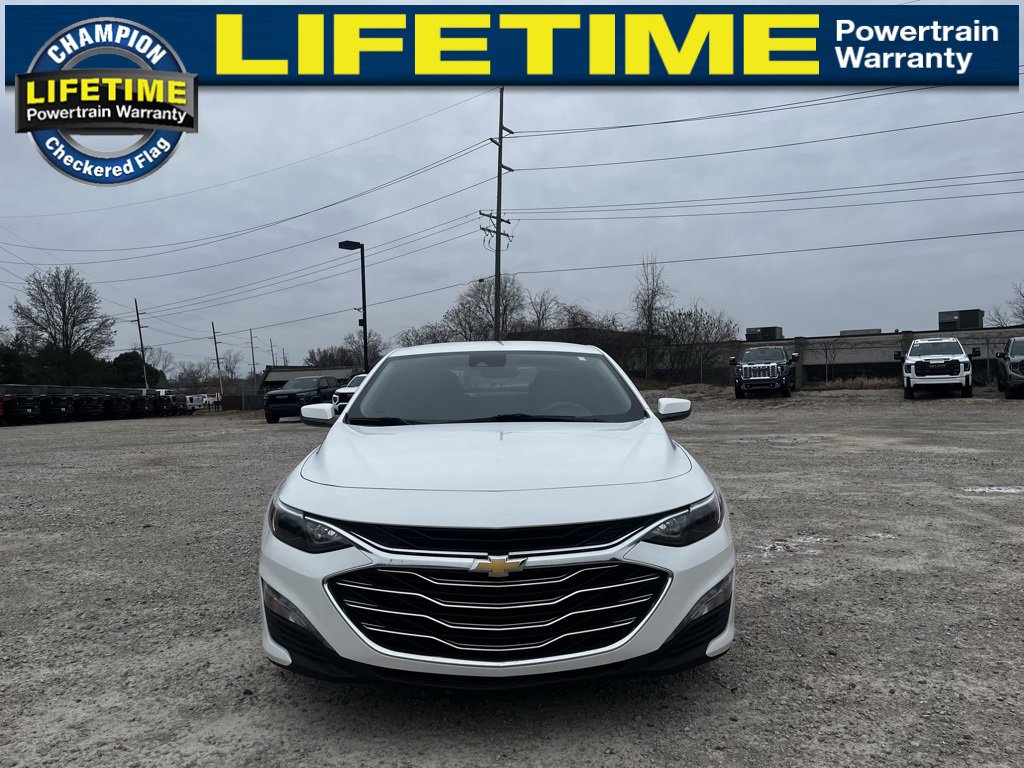 Used 2023 Chevrolet Malibu LT image 3