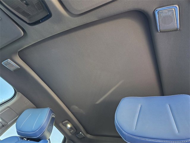 New 2026 Cadillac Optiq Sport 2 image 21