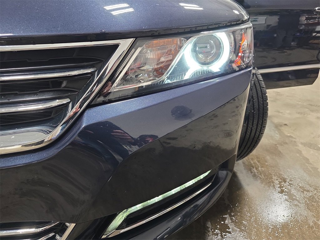 Used 2018 Chevrolet Impala Premier w/ Premier Convenience Package image 31