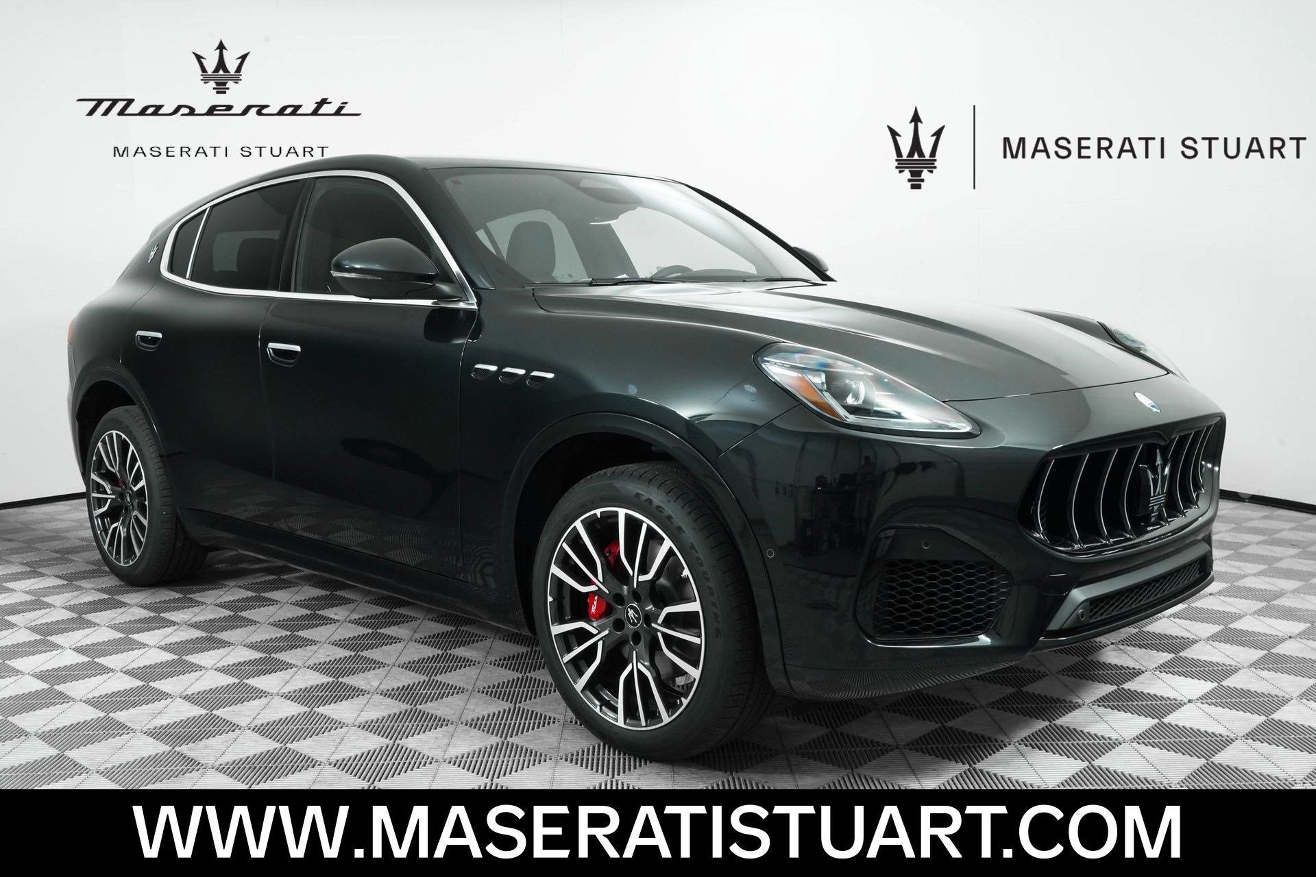 New 2025 Maserati Grecale GT AWD/4WD image 1