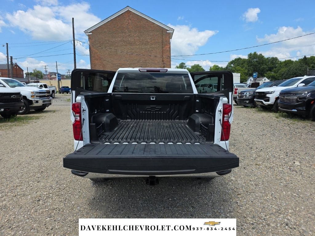 Used 2023 Chevrolet Silverado 1500 LT AWD/4WD image 27
