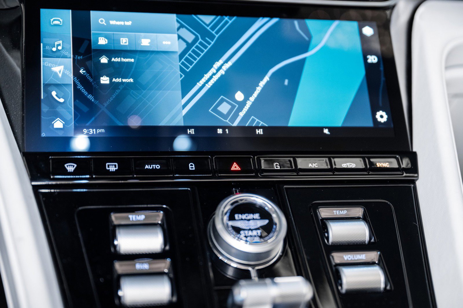 Used 2025 Aston Martin DB12 Volante image 26