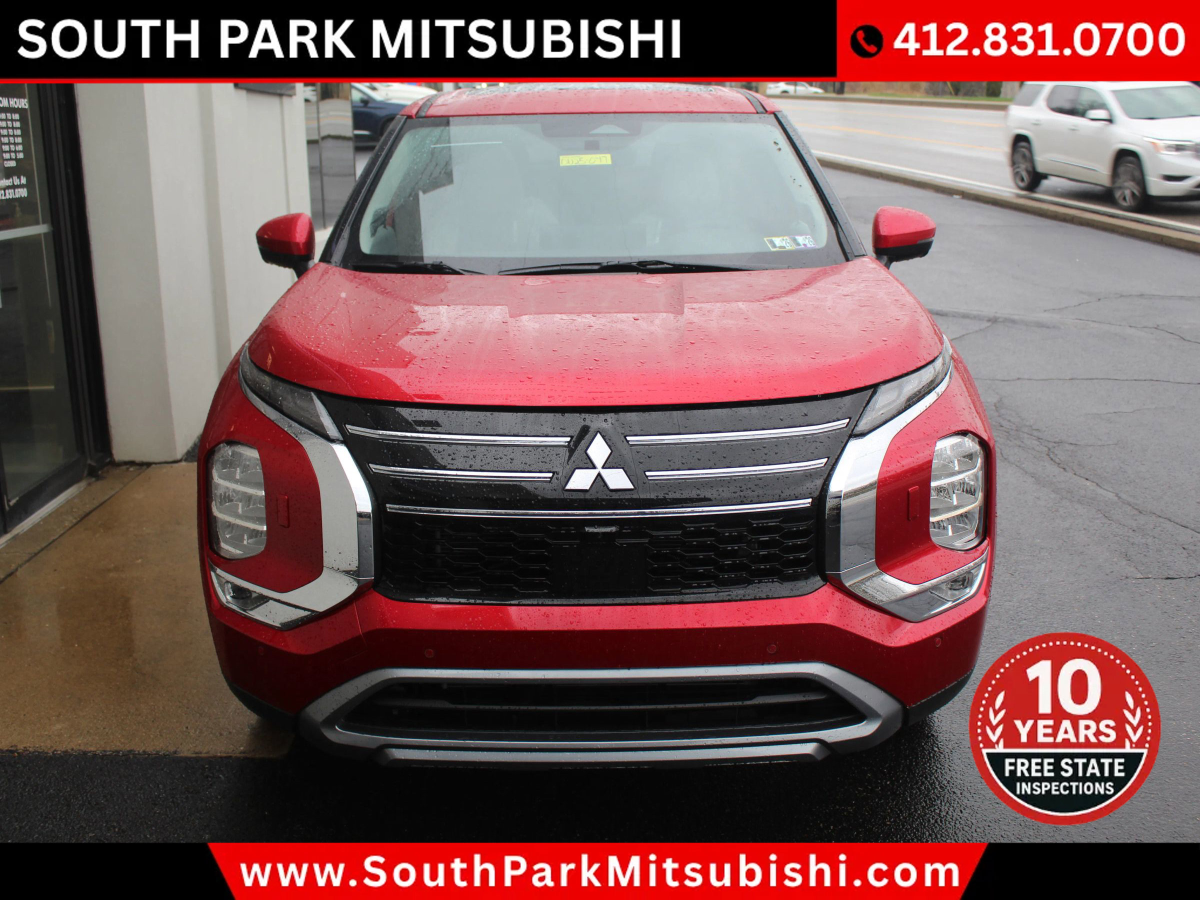 New 2025 Mitsubishi Outlander SE image 4