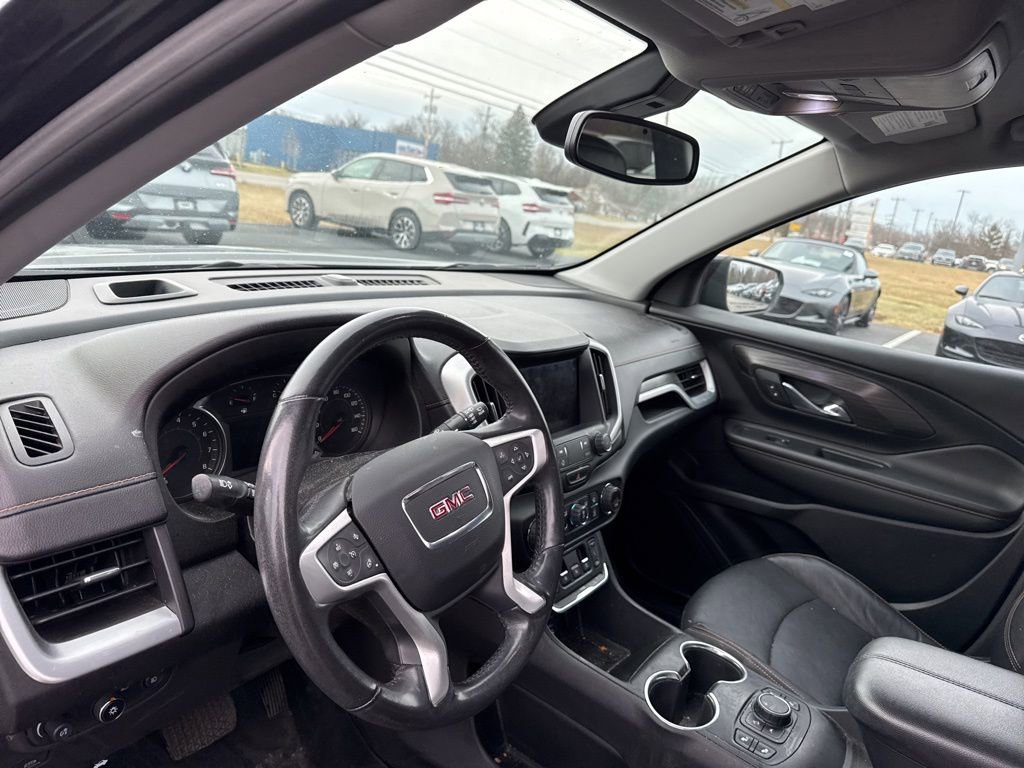 Used 2021 GMC Terrain SLT image 10