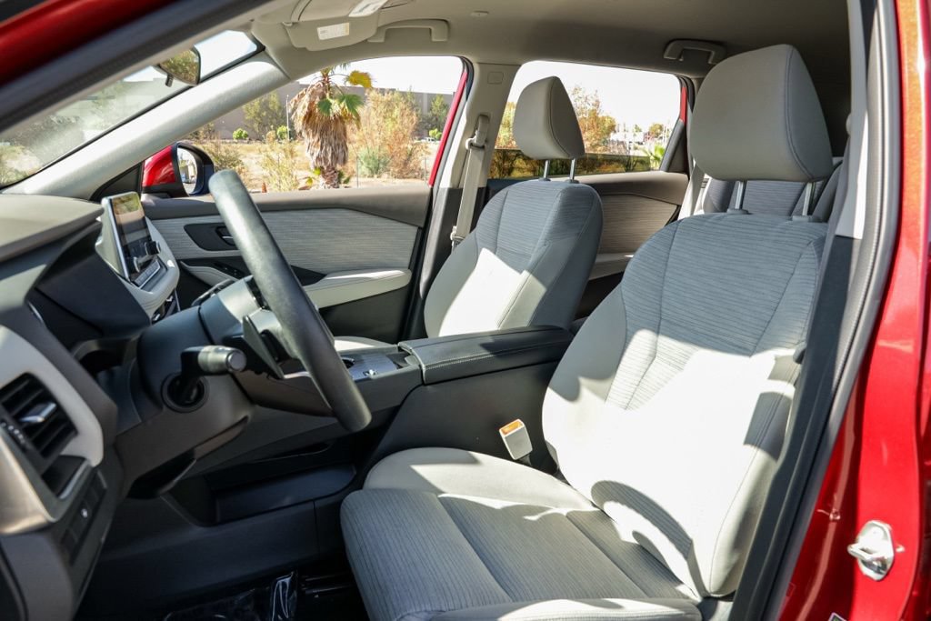 Used 2023 Nissan Rogue SV FWD image 17