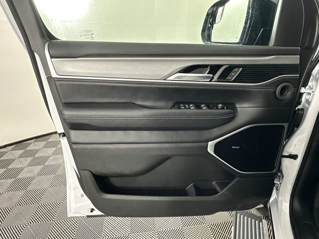New 2026 Jeep Grand Wagoneer L Limited AWD/4WD image 20