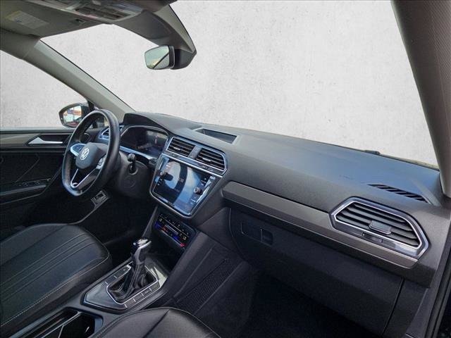 Used 2024 Volkswagen Tiguan SE FWD image 22