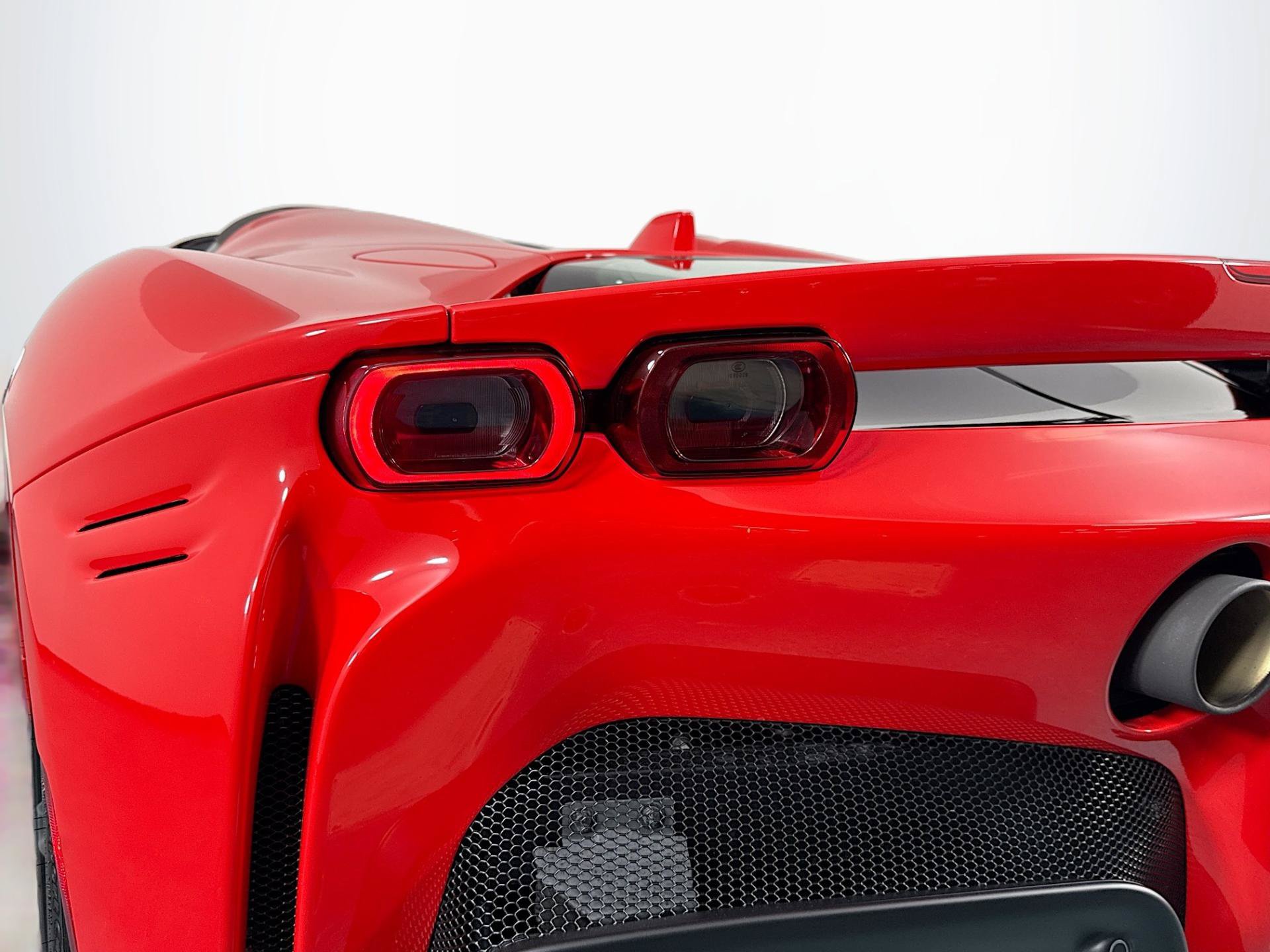 Used 2025 Ferrari SF90 Spider AWD/4WD image 44