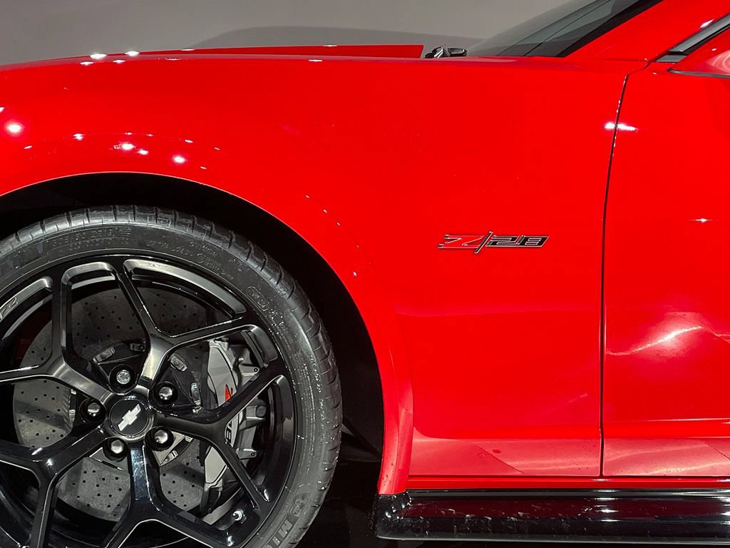 Used 2015 Chevrolet Camaro Z/28 RWD image 14