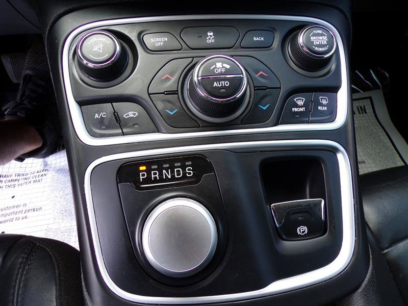 Used 2015 Chrysler 200 C w/ Navigation & Sound Group I image 34