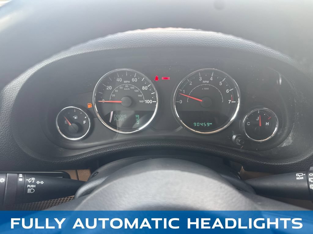 Used 2017 Jeep Wrangler Unlimited Rubicon w/ Connectivity Group AWD/4WD image 15
