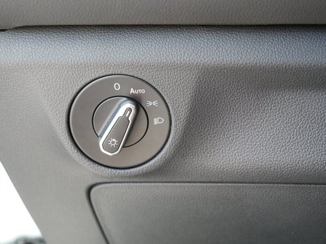 Certified 2025 Volkswagen Jetta S FWD image 24