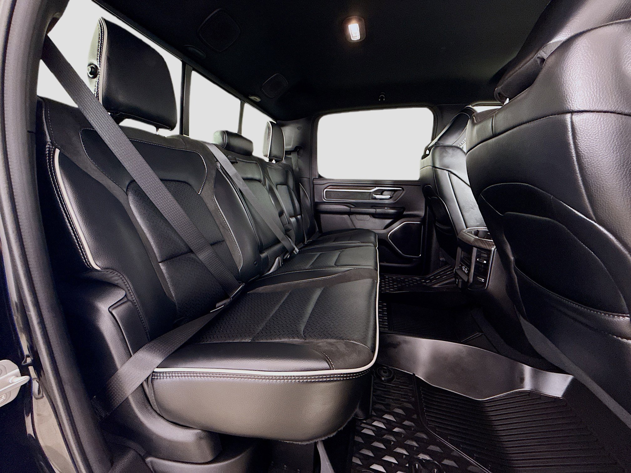 Used 2026 RAM 1500 Laramie w/ Sport Appearance Package image 27