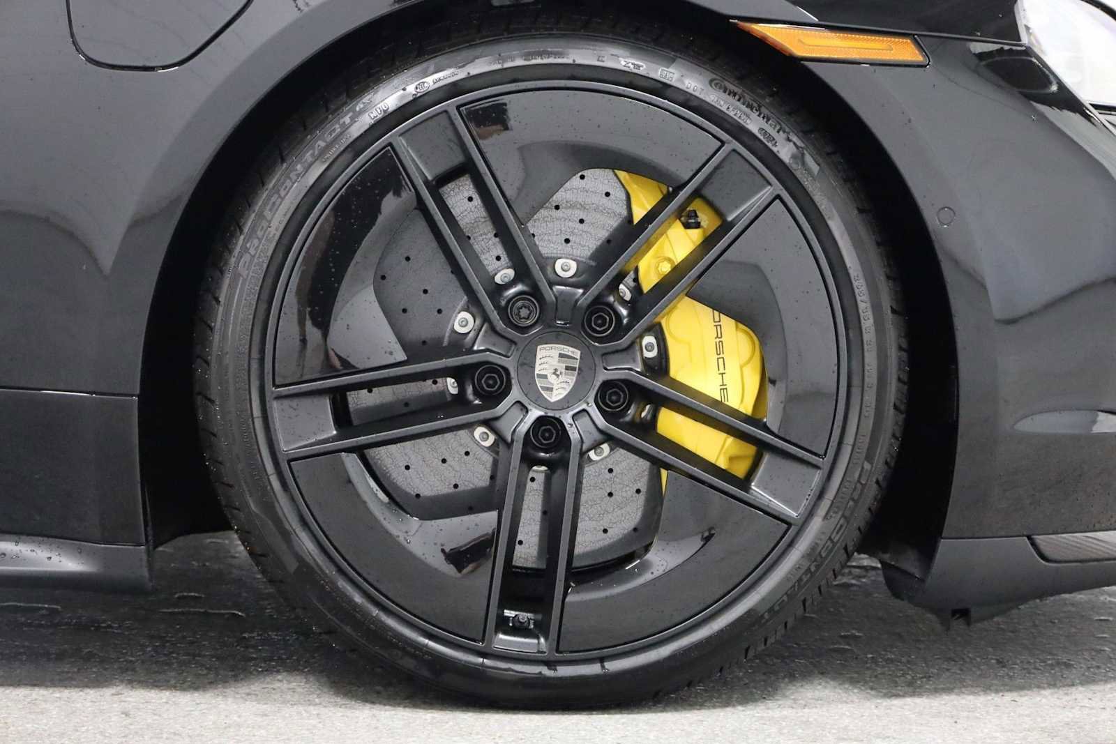 New 2025 Porsche Taycan Turbo image 12