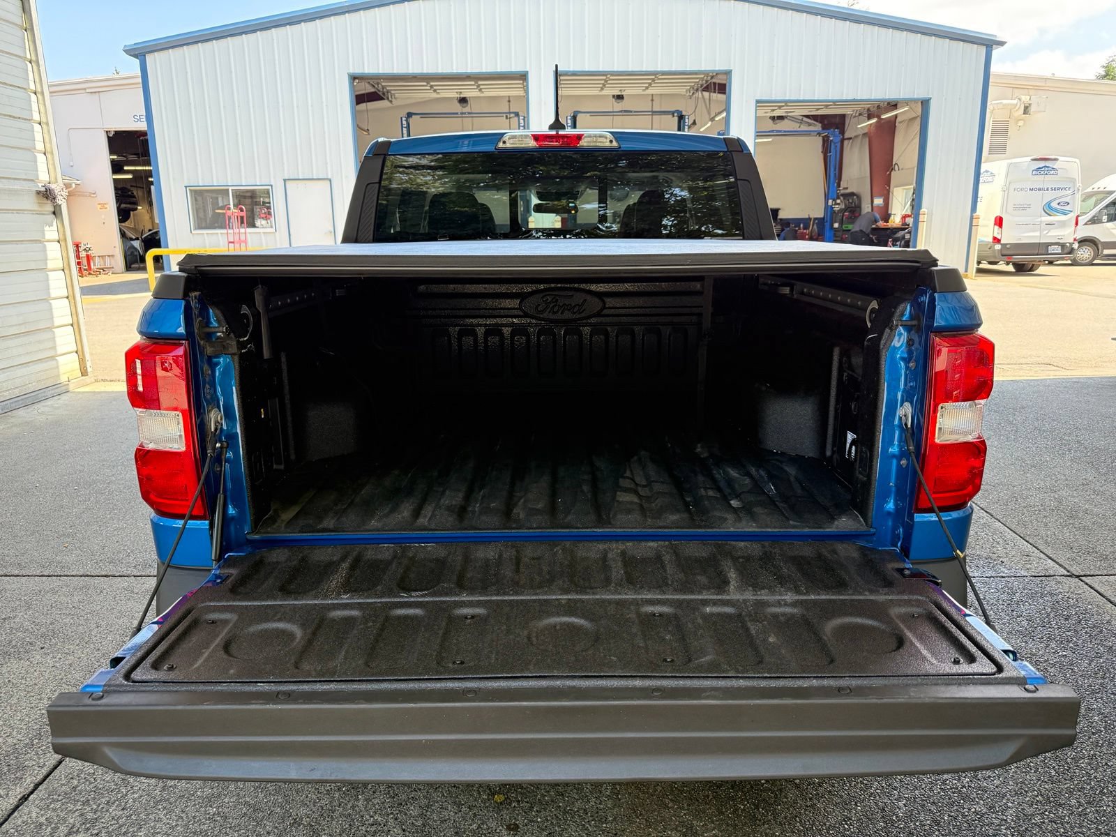 Used 2022 Ford Maverick Lariat w/ Lariat Luxury Package AWD/4WD image 8