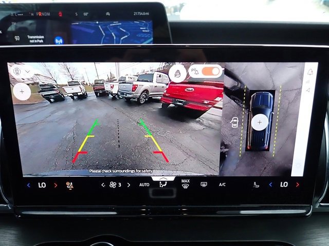 Used 2025 Ford Expedition Max Platinum image 27