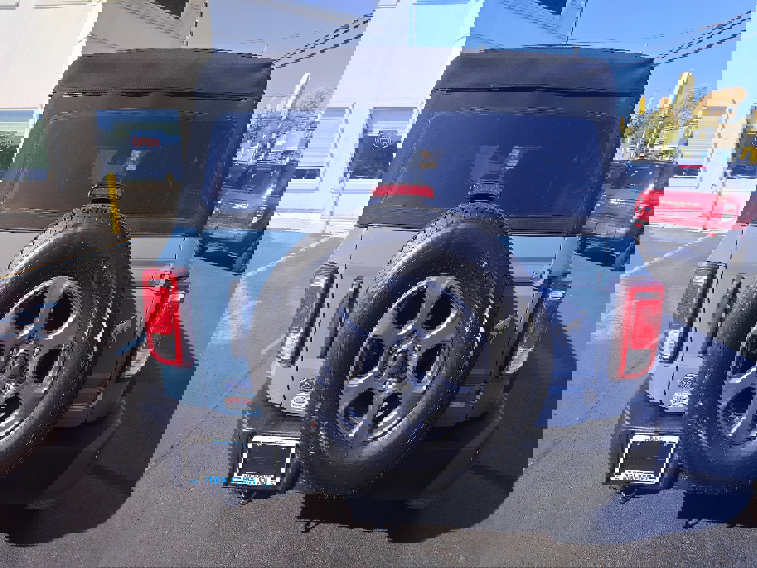 Used 2023 Ford Bronco Big Bend image 4