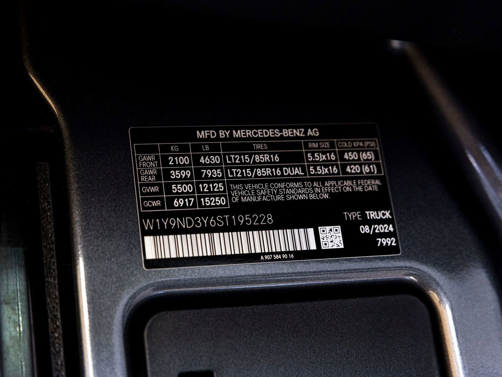 New 2025 Mercedes-Benz Sprinter 4500 image 30