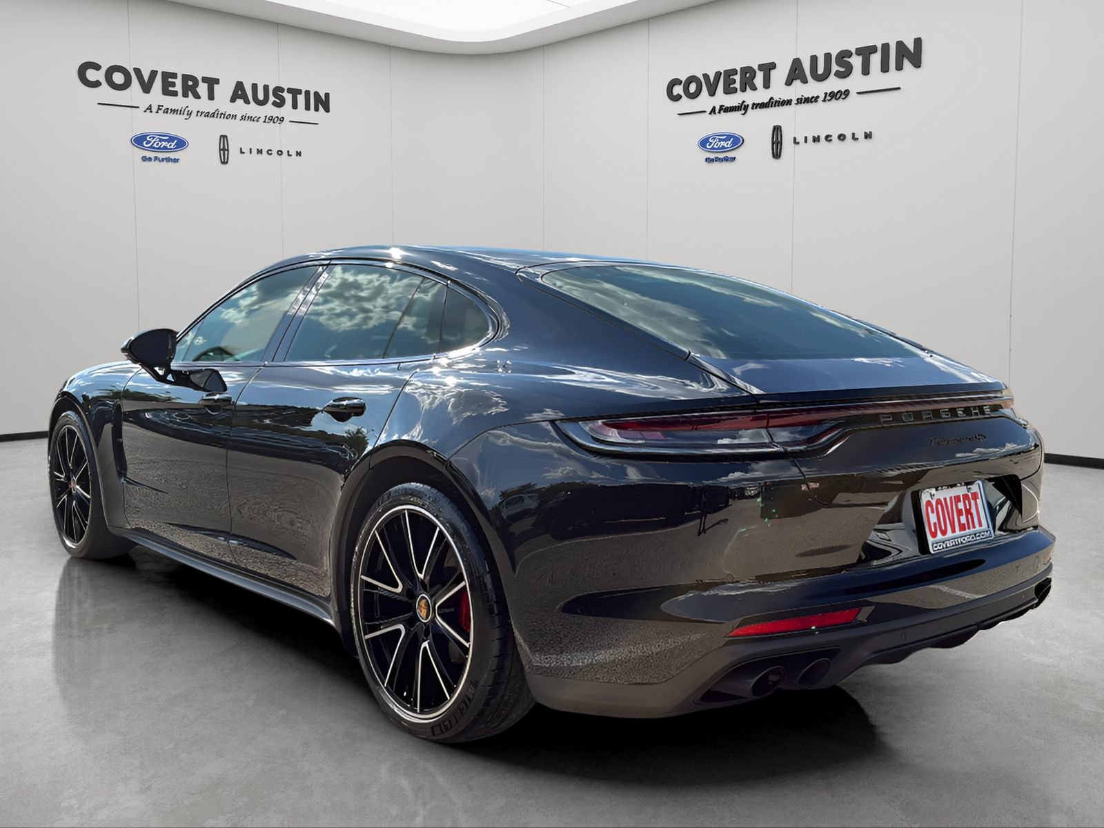 Used 2021 Porsche Panamera 4S AWD/4WD image 3