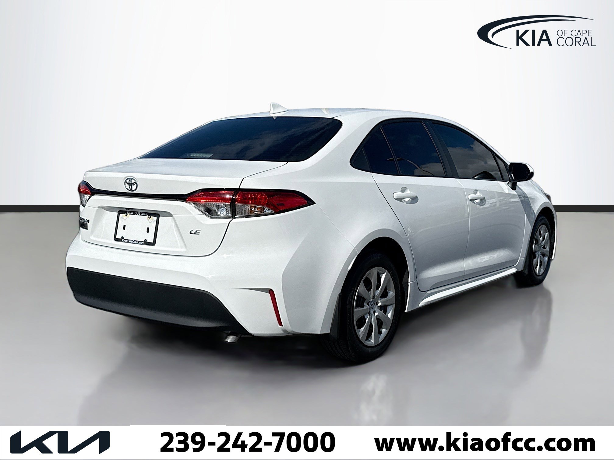 Used 2026 Toyota Corolla LE image 5