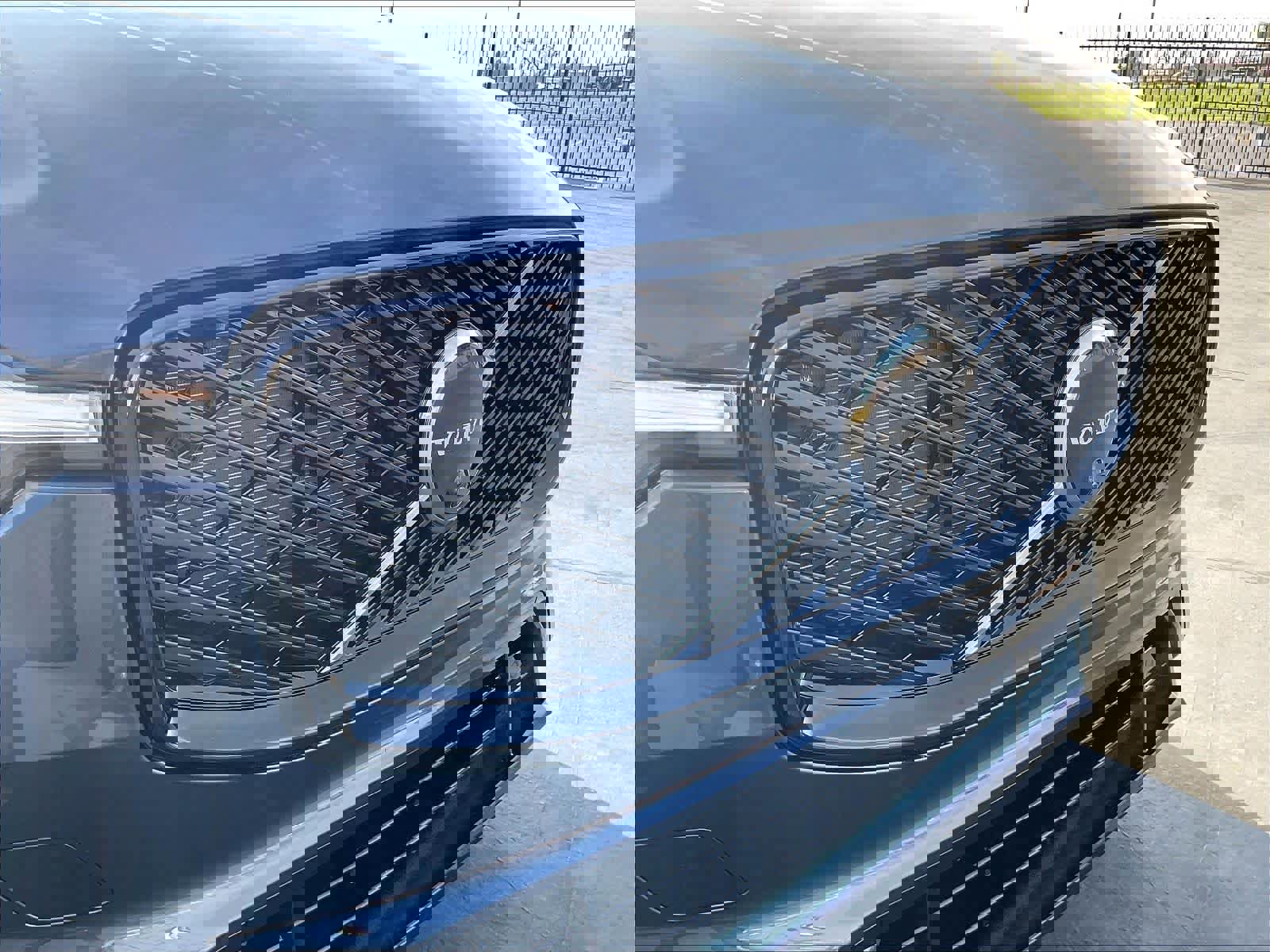 New 2026 Volvo XC60 B5 Plus w/ Protection Package Premier image 33