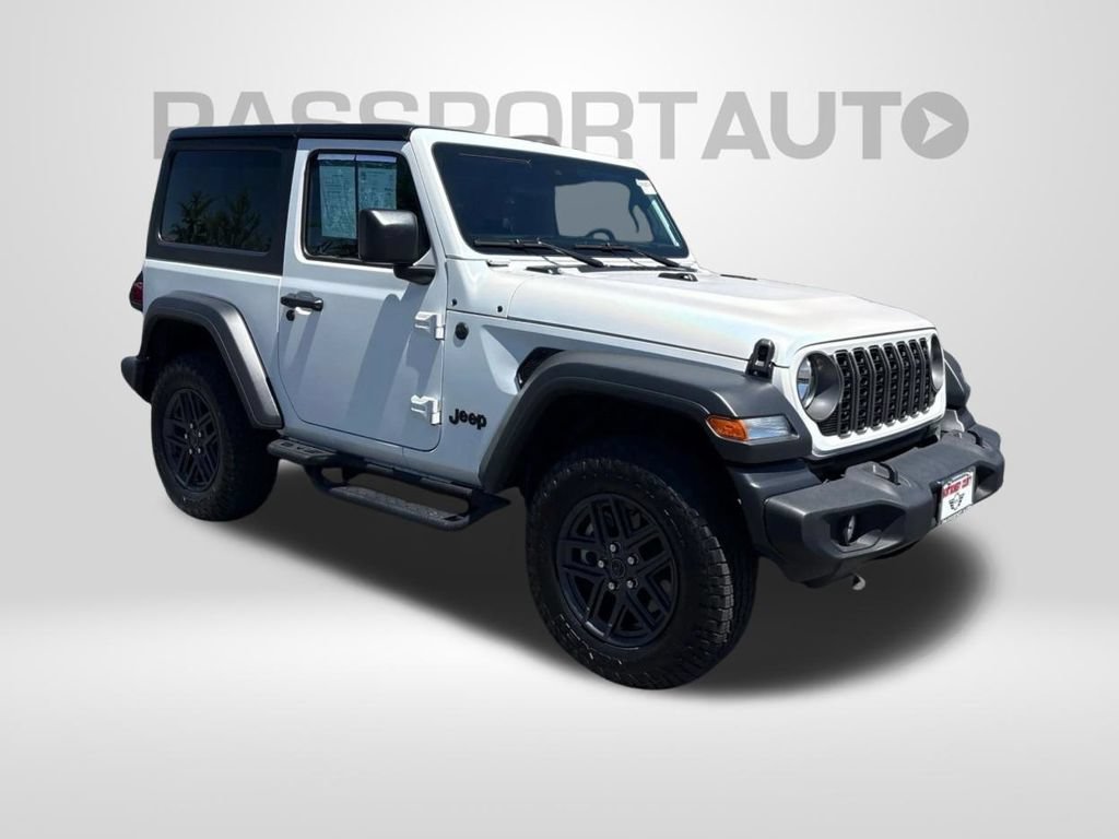 Used 2025 Jeep Wrangler Sport AWD/4WD image 3