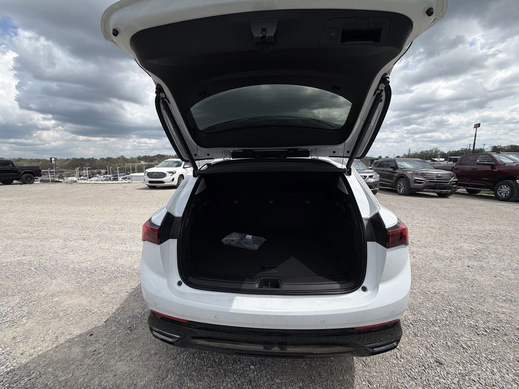 New 2026 Buick Envision Sport Touring AWD/4WD image 30