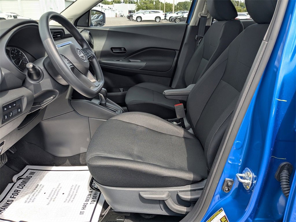 New 2025 Nissan Kicks Play S image 22
