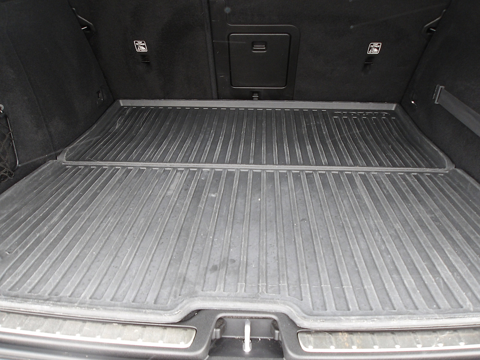 Used 2020 Volvo V60 T5 Cross Country image 13