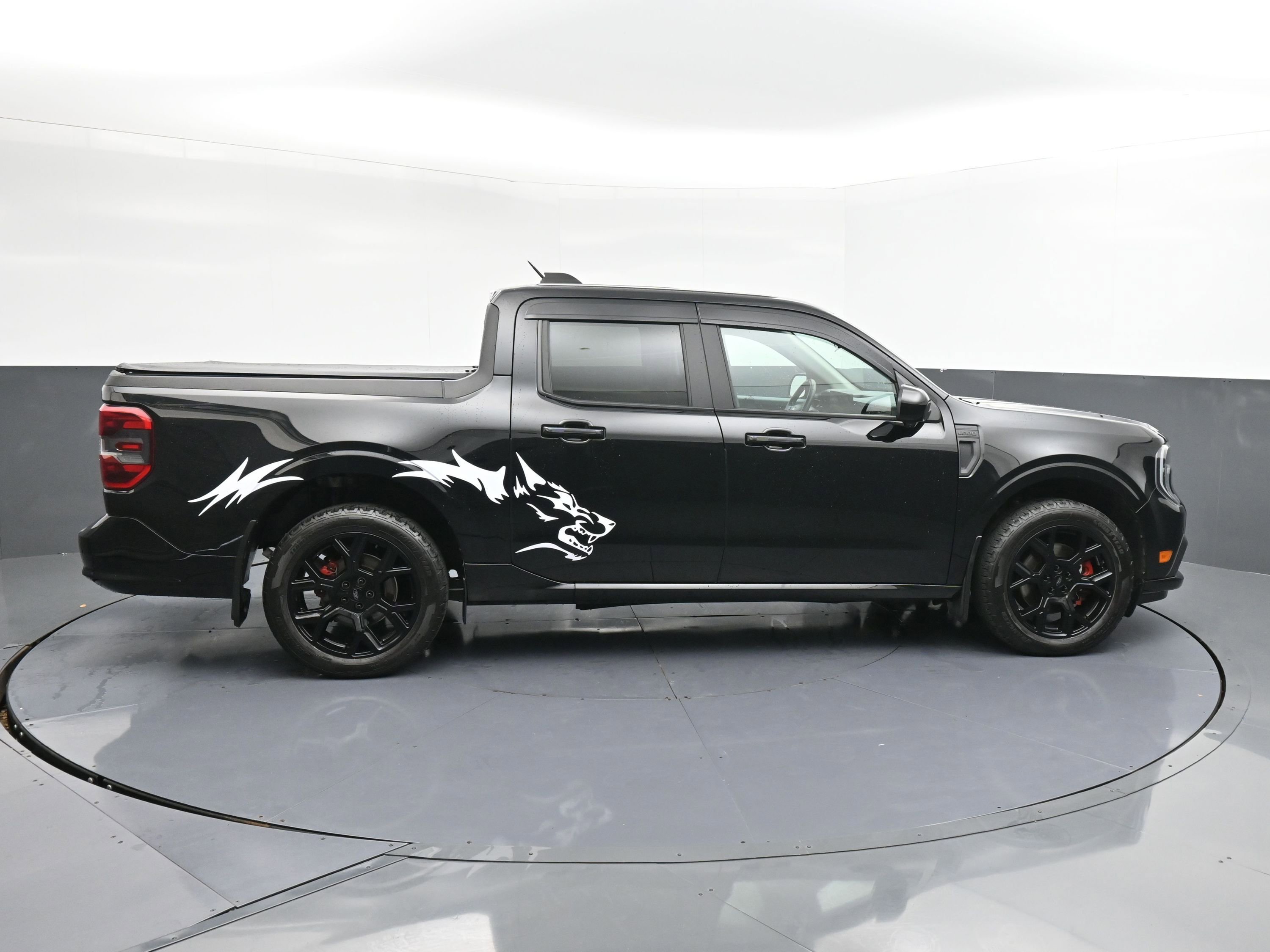 Used 2025 Ford Maverick Lobo AWD/4WD image 9