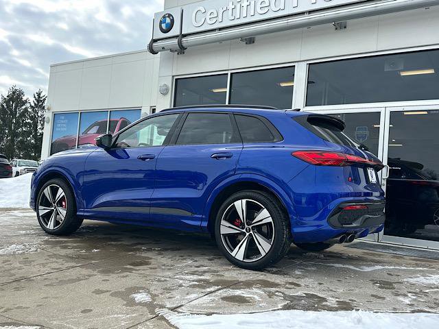 Used 2025 Audi SQ5 Prestige w/ Prestige Package image 6