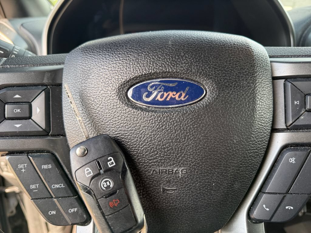 Used 2016 Ford F150 XLT w/ Equipment Group 302A Luxury AWD/4WD image 41