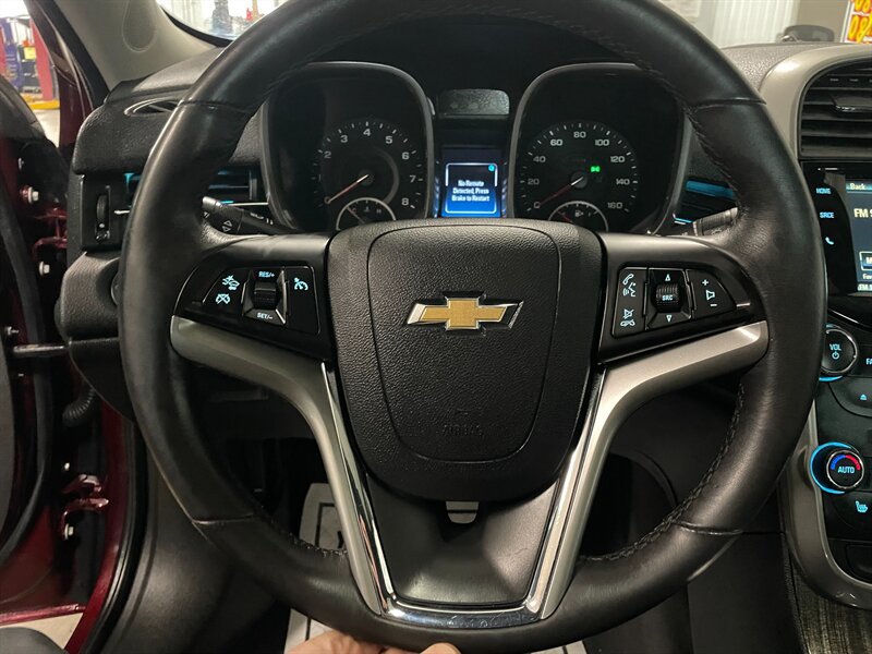 Used 2015 Chevrolet Malibu LTZ FWD image 13